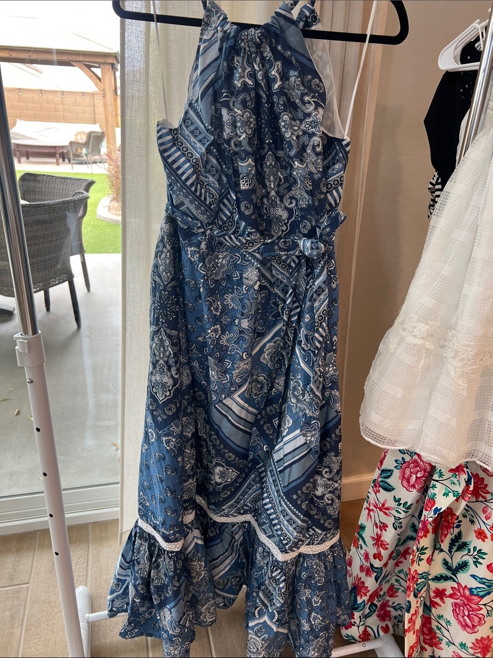 Lucky brand paisley tiered midi dress with tie